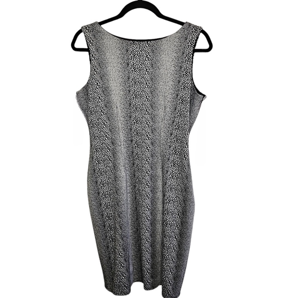 Nine West Snakeskin Print Sheath Crew Neck Dress Size 10 - Picture 7 of 7